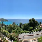 - Le Paradou 公寓 Le Rayol-Canadel-sur-Mer