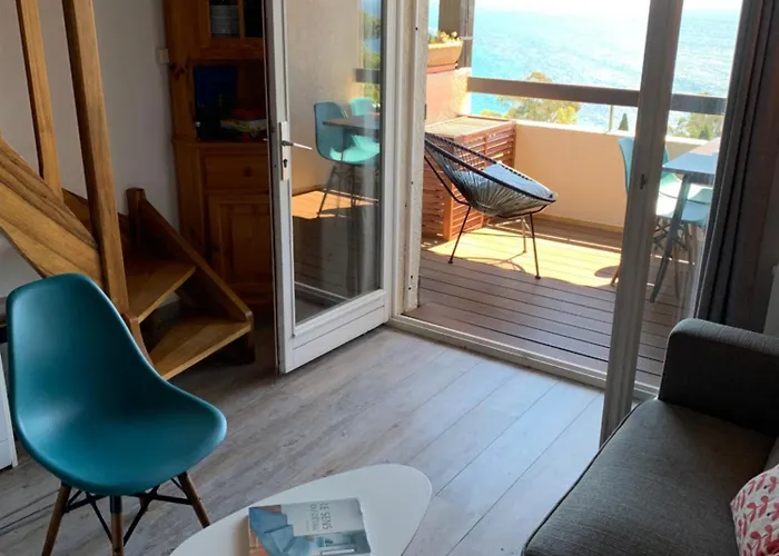 - Le Paradou * Le Rayol-Canadel-sur-Mer